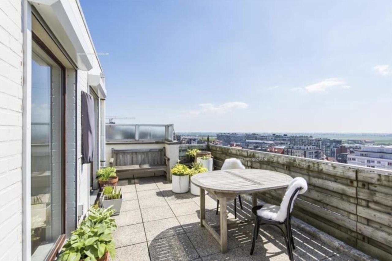 Ferienwohnung Penthouse App Met Imposant & Eindeloos Zeezicht Middelkerke Exterior foto